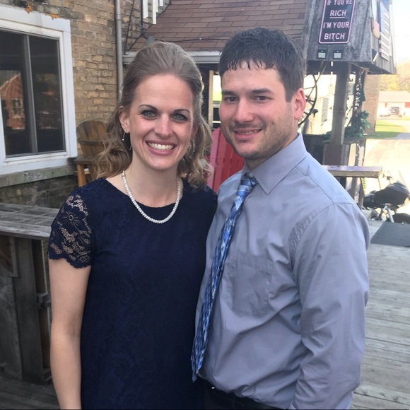 Meet your Posher, Danielle - Picture 1 of 1